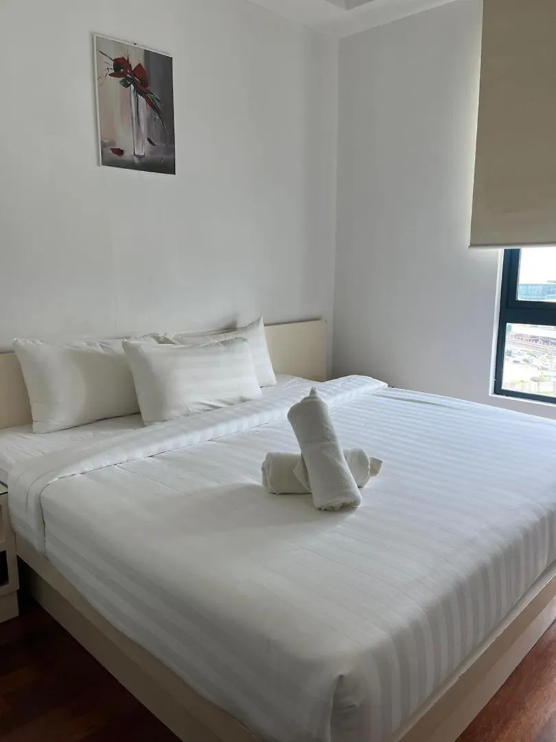 Kl Homestay At Casa Residency- Walk To Lalaport & Lrt Kuala Lumpur Apartment